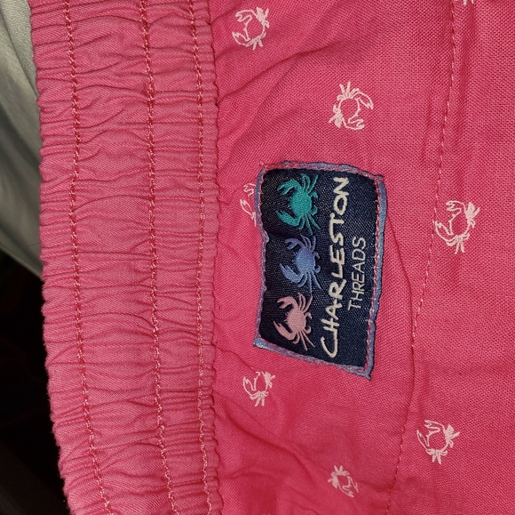 CHARLESTON THREADS SHORTS - Picture 2 of 5